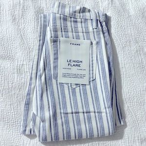 BNWT FRAME Size 25 Le High Flare Stripes Blue Jeans